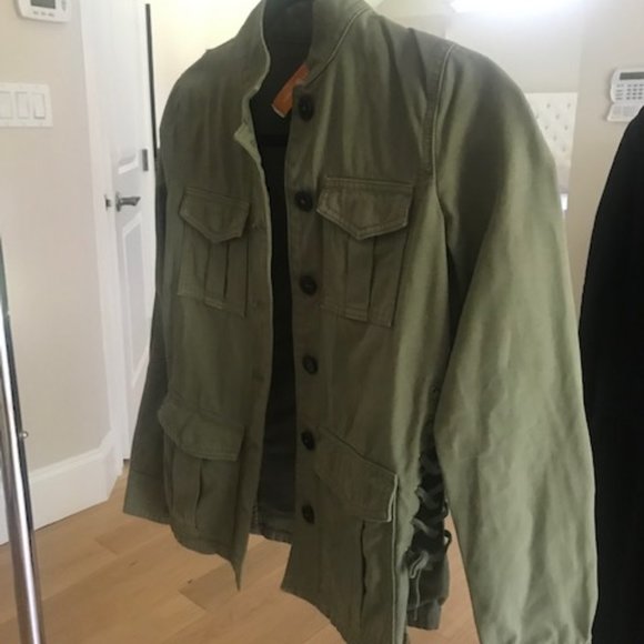 Jacket - Picture 1 of 6
